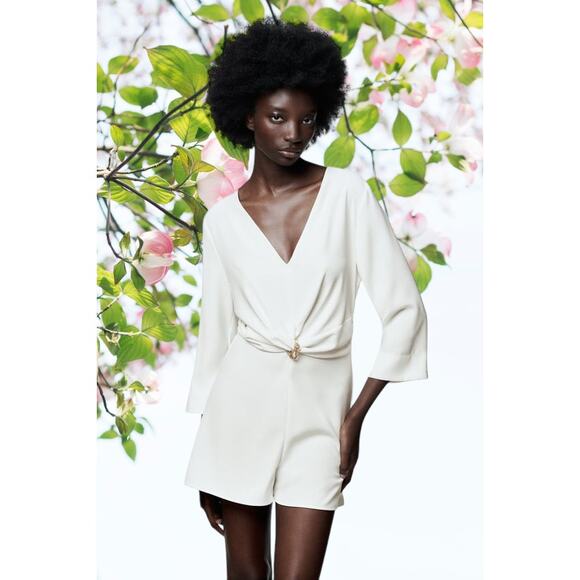 (60% OFF) NWT Zara Jumpsuit Gold Jewel Trim Oyster 3/4 Sleeve Small - Picture 3 of 9